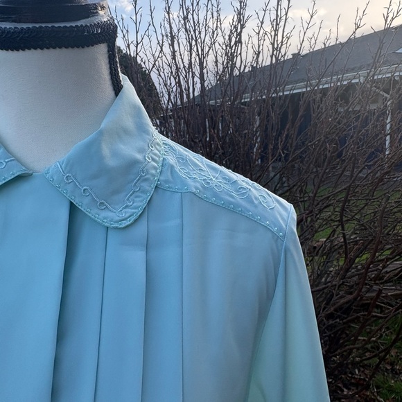 Vintage Mint Green Embroidered Blouse M - Picture 4 of 11